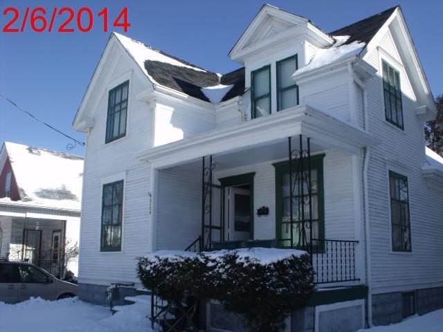 2029 Carter St, Racine, WI 53402