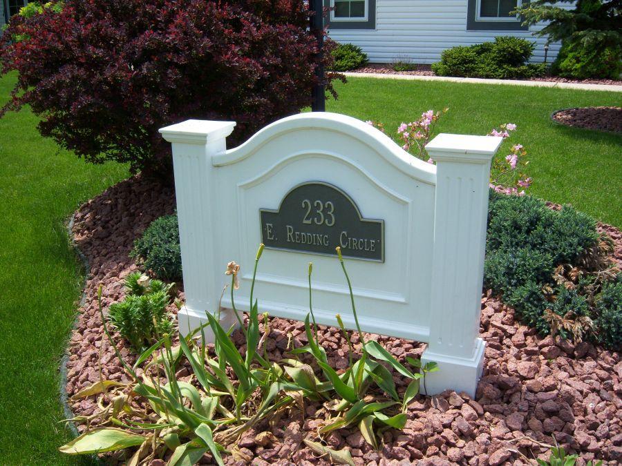 233 E Redding Cir., Belgium, WI 53004