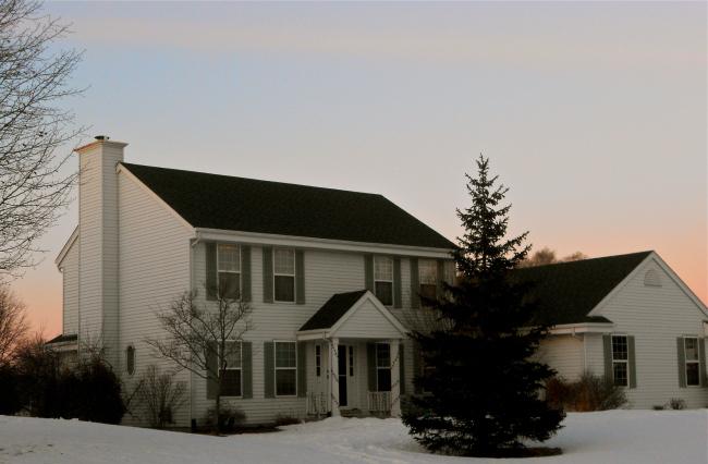N73W15458 Paseo Ln., Menomonee Falls, WI 53051