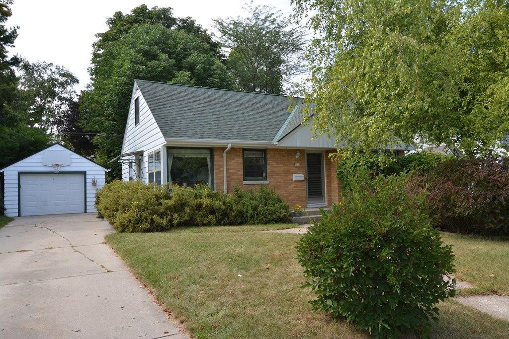1029 7th Ave, Grafton, WI 53024