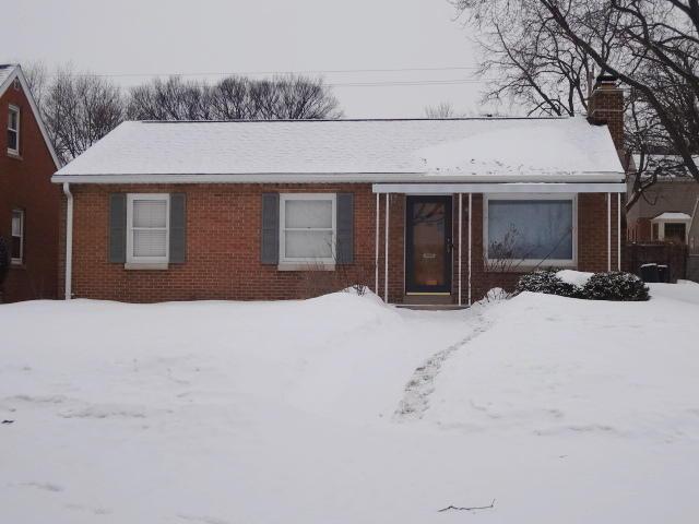 161 Glenview Ave, Wauwatosa, WI 53213