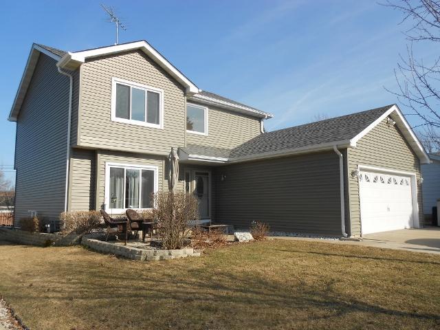 113 Crab Tree Ln, Racine, WI 53406