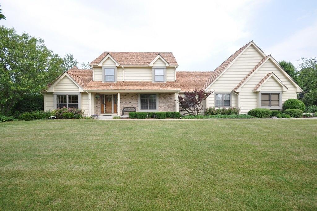 11800 N Lantern Ln., Mequon, WI 53092