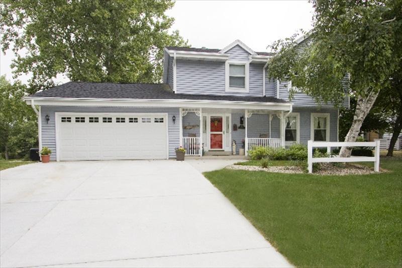 4335 Pine Ridge, Racine, WI 53403