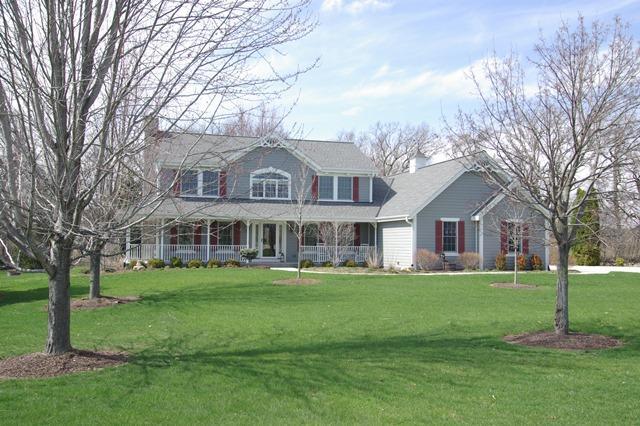 W330S9515 Krystle Ln, Mukwonago, WI 53149