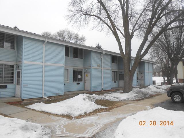 8872 N 95th St #F, Milwaukee, WI 53224