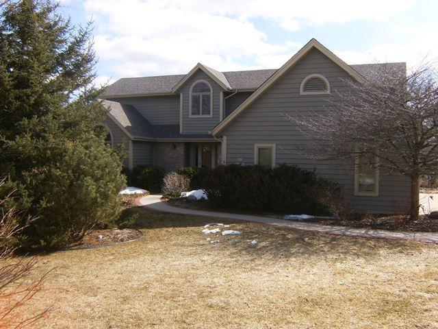 N21W26693 Cattail Ct., Pewaukee, WI 53072
