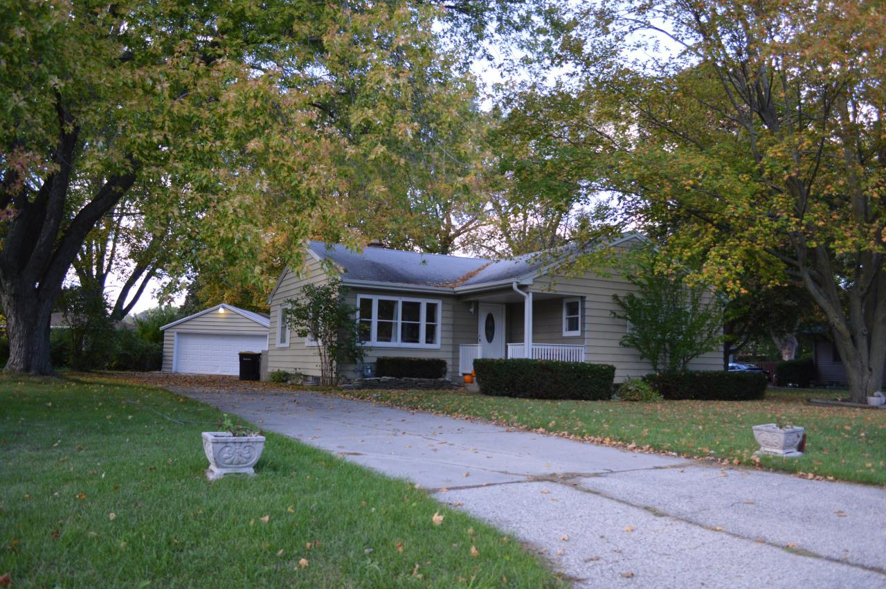 8125 N 66th St, Brown Deer, WI 53223