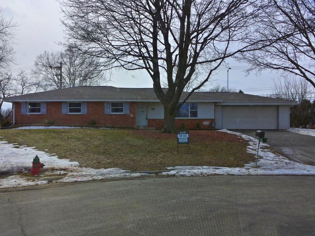 4549 Parkside Ct, Wauwatosa, WI 53225