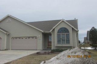 W204N16156 Jackson Dr, Jackson, WI 53037