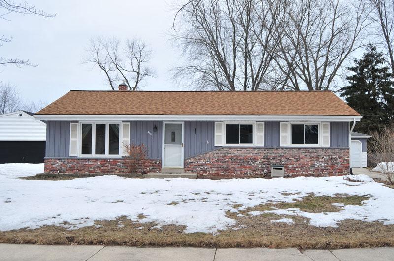 216 Judge Dr., Saukville, WI 53080