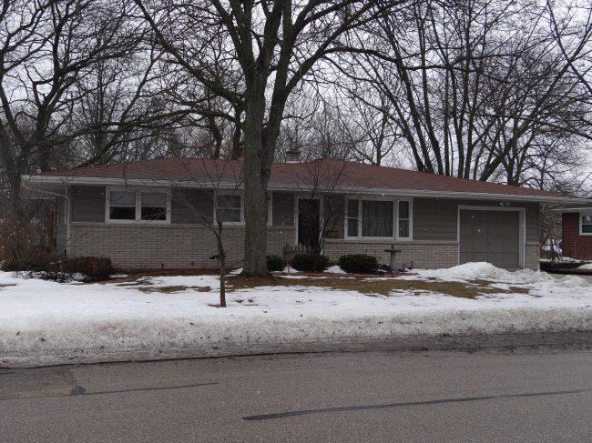 31 Ridgway St, Elkhorn, WI 53121