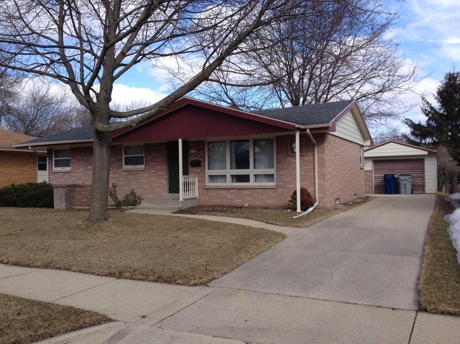 3258 S 91st St, Milwaukee, WI 53227