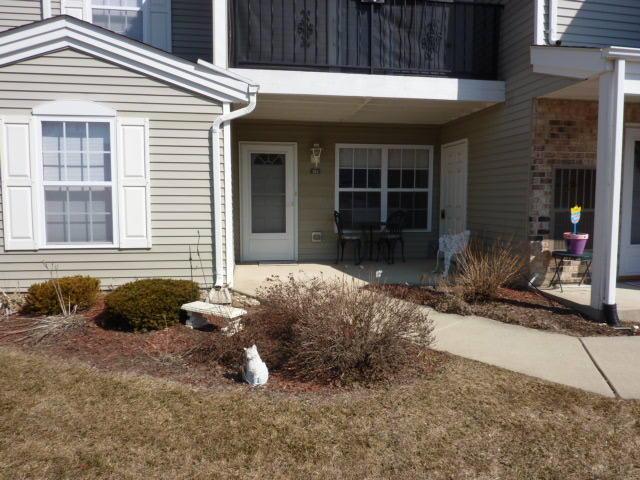 1102 N Sunnyslope Dr #102, Mount Pleasant, WI 53406