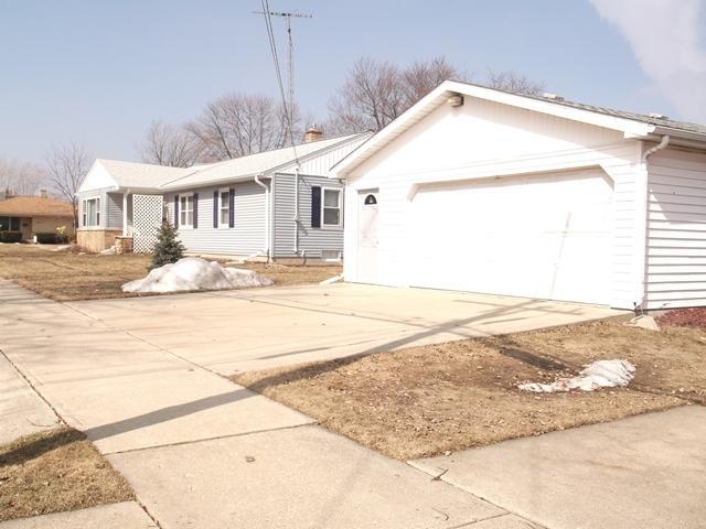 3718 53rd St, Kenosha, WI 53144
