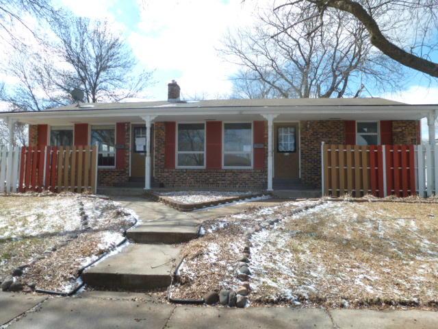 832 Harding Ave, Waukesha, WI 53186