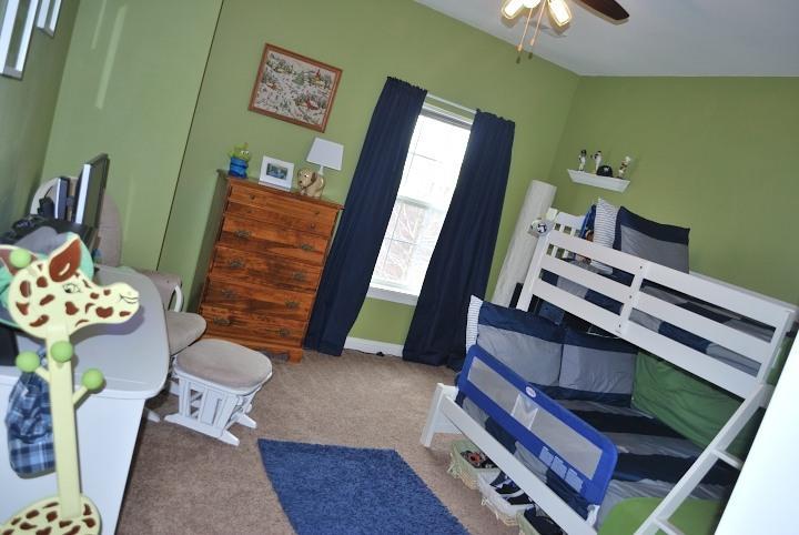 2228 W Vista Bella Ct., Oak Creek, WI 53154