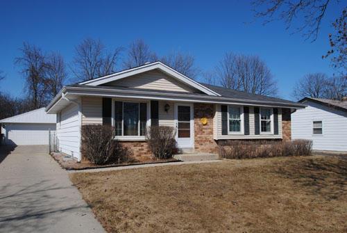 9418 W Darnel Ave, Milwaukee, WI 53224