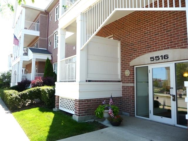 5516 2nd Ave #1A, Kenosha, WI 53140