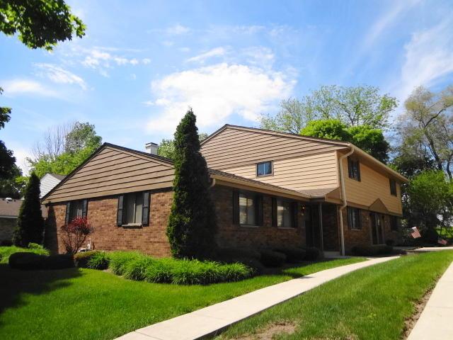 9502 W Maple Ct #6, West Allis, WI 53214