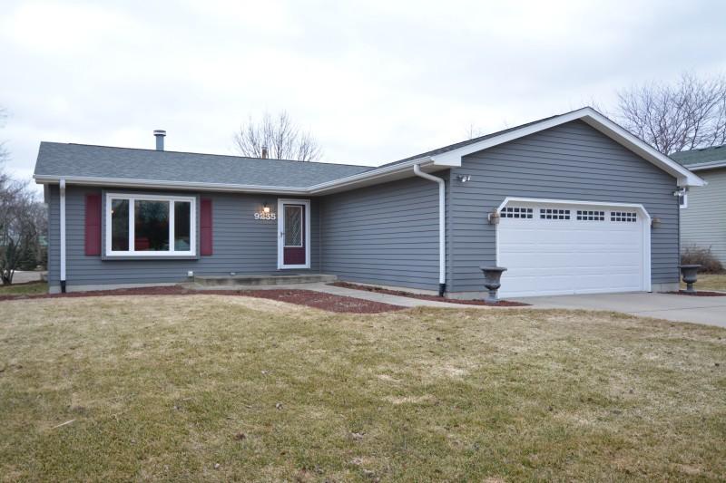 9235 Dunkelow Rd., Caledonia, WI 53126