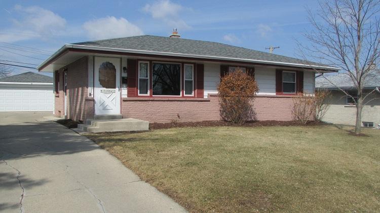 W151N8453 Thomas Dr., Menomonee Falls, WI 53051