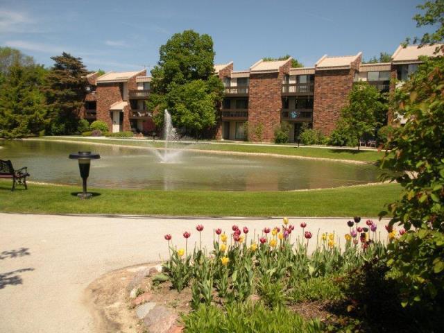 2470 W Good Hope Rd. #167, Glendale, WI 53209