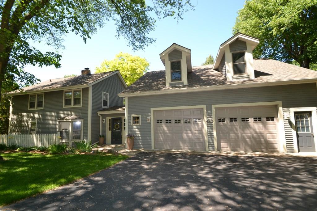 1021 Lake St, Delafield, WI 53018