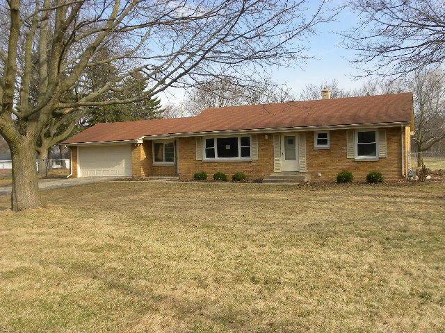 12960 Robin Ln., Brookfield, WI 53005