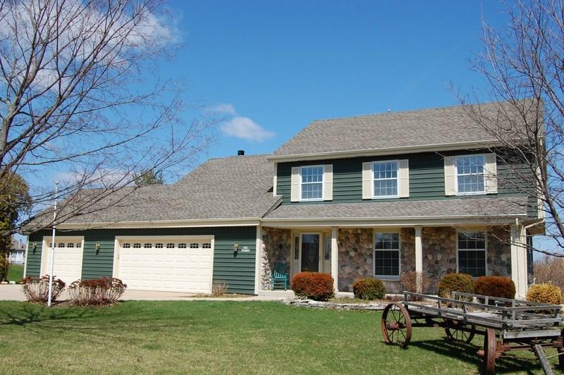 N48W25328 Aberdeen Dr, Lisbon, WI 53072