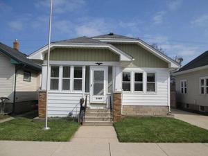 3022 Arlington Ave, Racine, WI 53403
