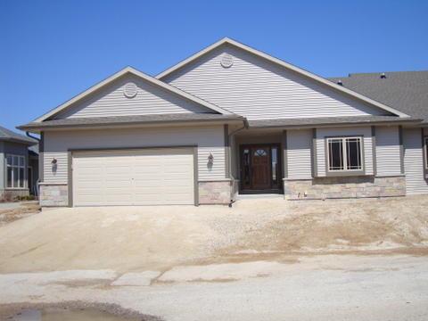 N162W20744 Sharon Lee Ln #3, Jackson, WI 53037