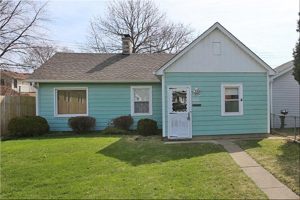 1239 West Lawn Ave, Racine, WI 53405