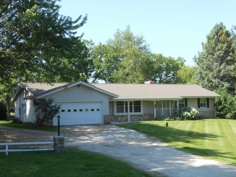 N34W29865 North Shore, Delafield, WI 53072