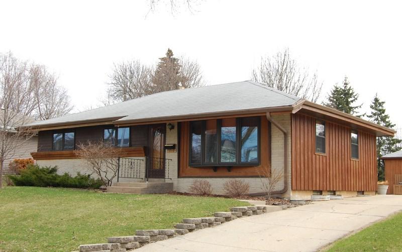 [Address Hidden by Seller], Waukesha, WI 53189