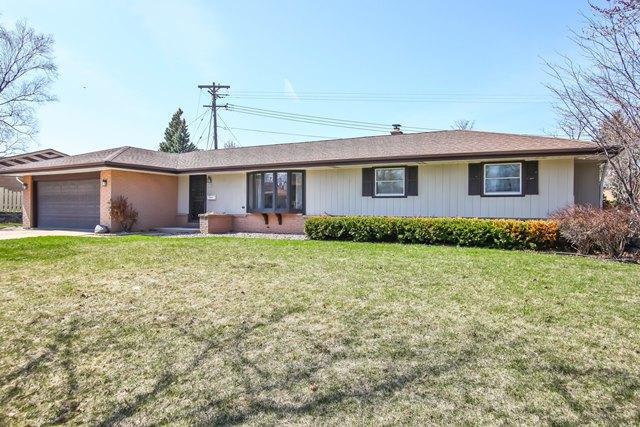 8900 W Holt Ave, Milwaukee, WI 53227