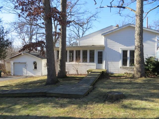N9181 Juniper St, East Troy, WI 53120