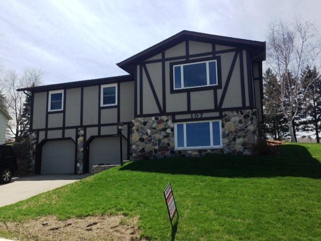 107 Summit St., Hartford, WI 53027