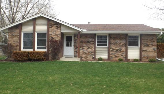 1254 Fox Point Dr., Waukesha, WI 53189