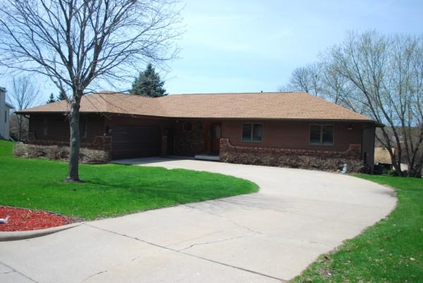 4604 Cliffside Dr, La Crosse, WI 54601