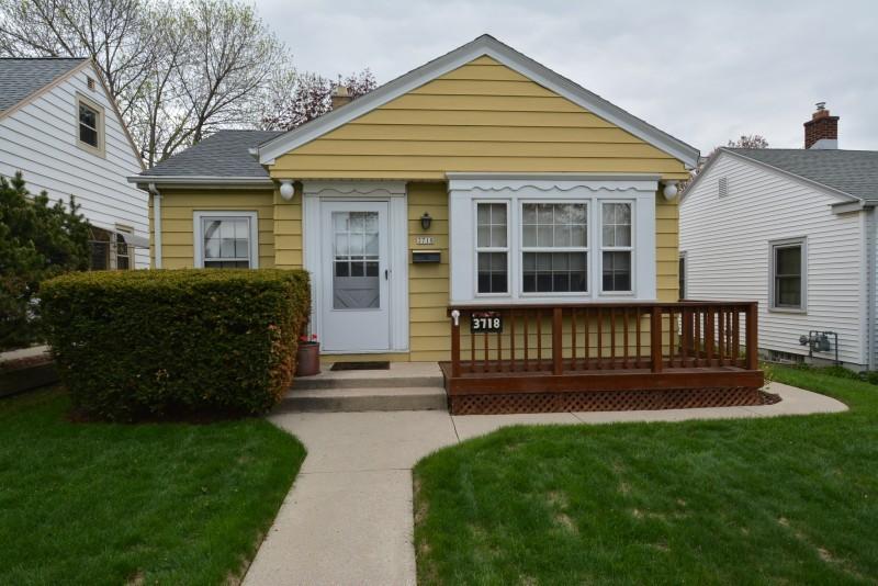 3718 S 18th St, Milwaukee, WI 53221