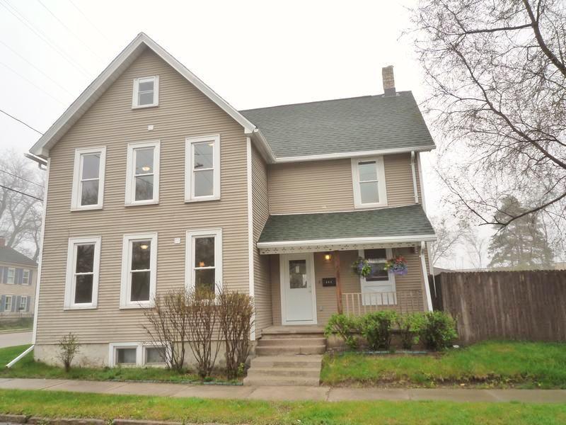 904 Spring St, Grafton, WI 53024