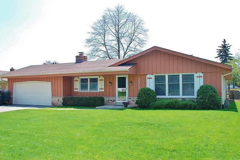 3373 W Bridge St, Greenfield, WI 53221