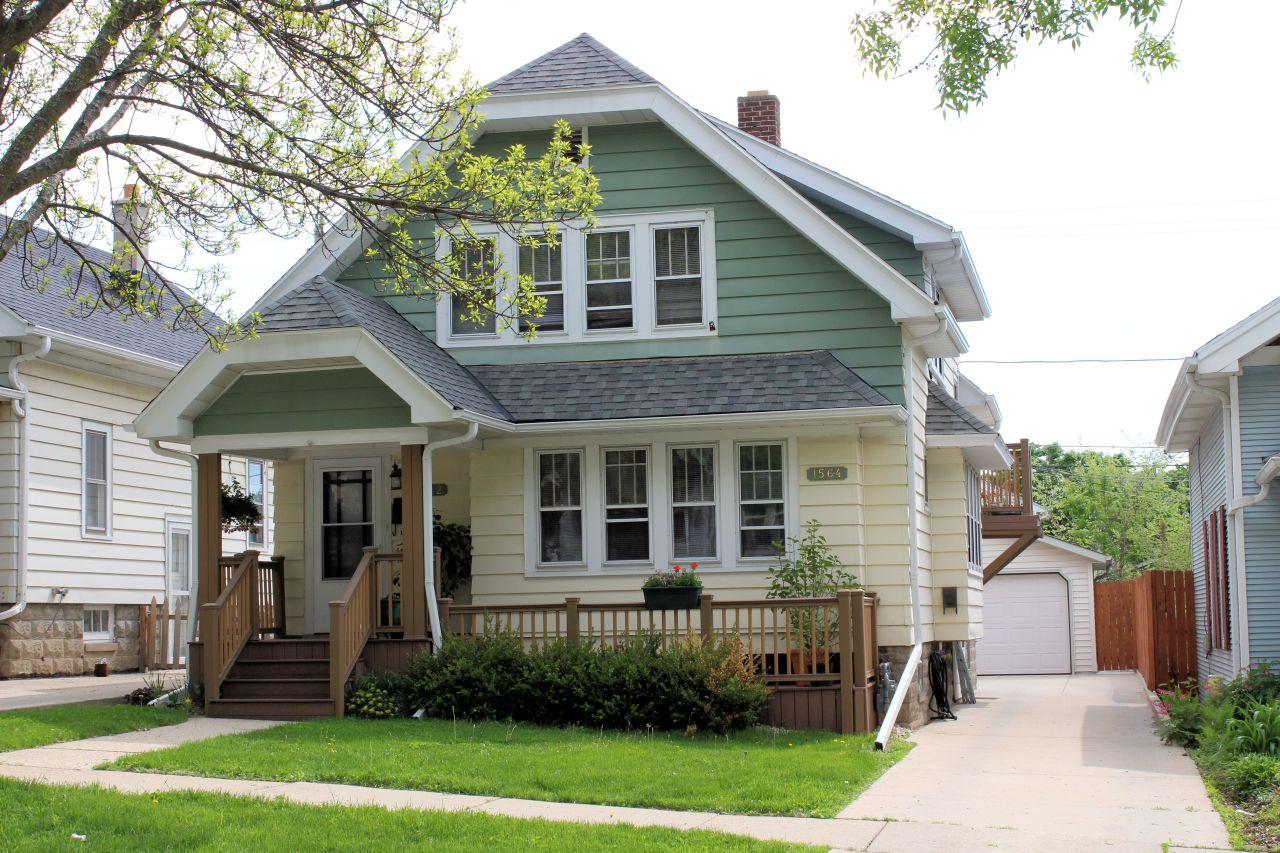 1562 S 64th St #1564, West Allis, WI 53214