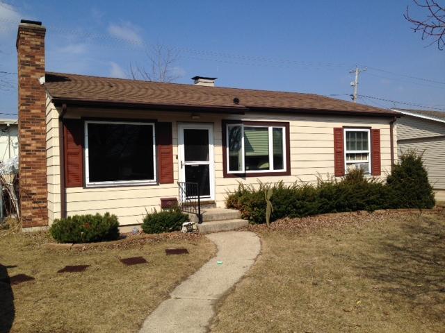 8552 21st Ave, Kenosha, WI 53143