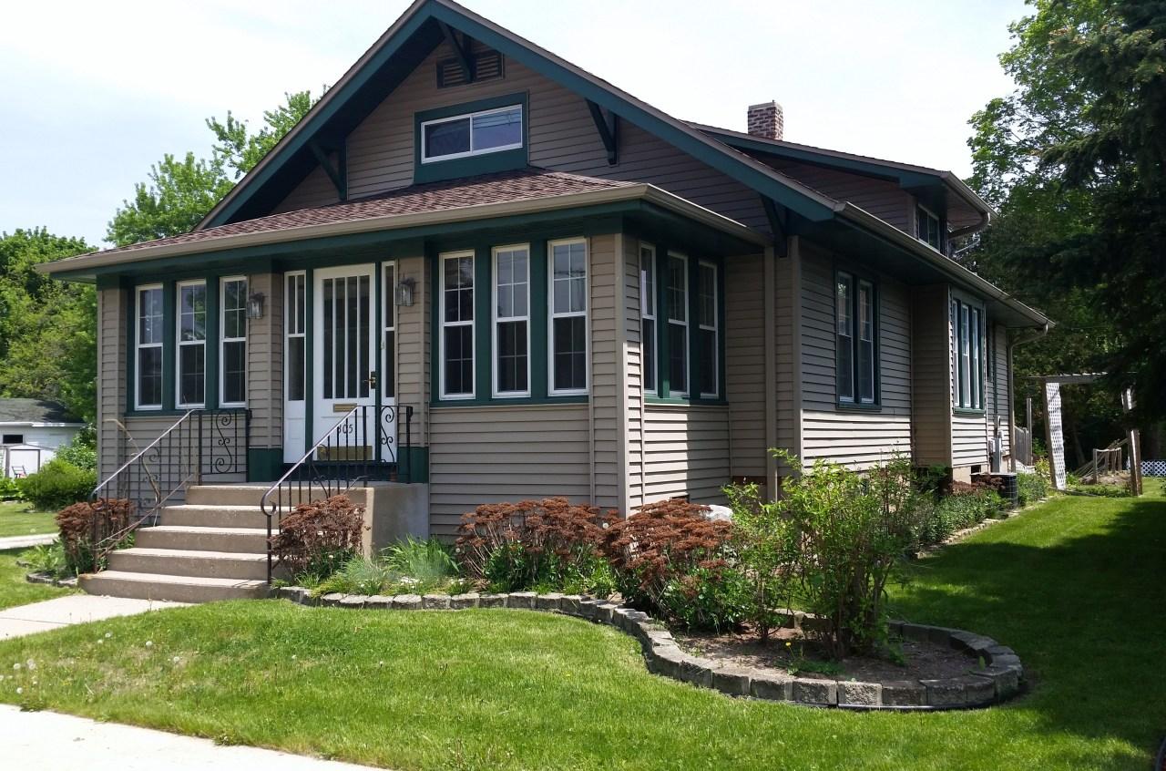 305 N Church St, Elkhorn, WI 53121