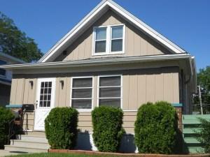 576 Oak Park, Milwaukee, WI 53214