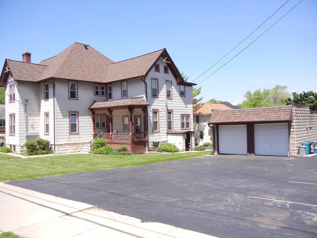 303 N East Ave, Waukesha, WI 53186