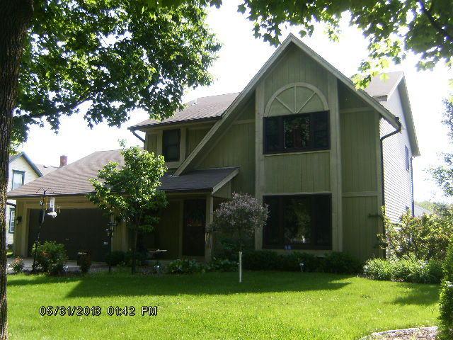 2740 S Franklin Dr., New Berlin, WI 53151