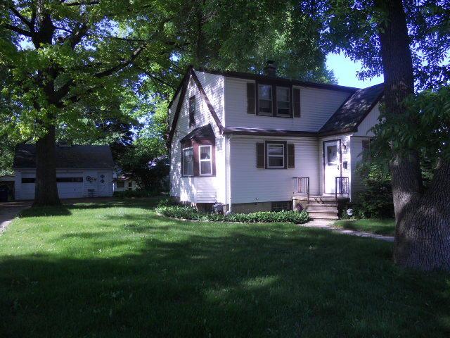 2800 W Carmen Ave #Ave, Milwaukee, WI 53209